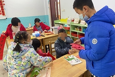 春節(jié)送溫暖活動